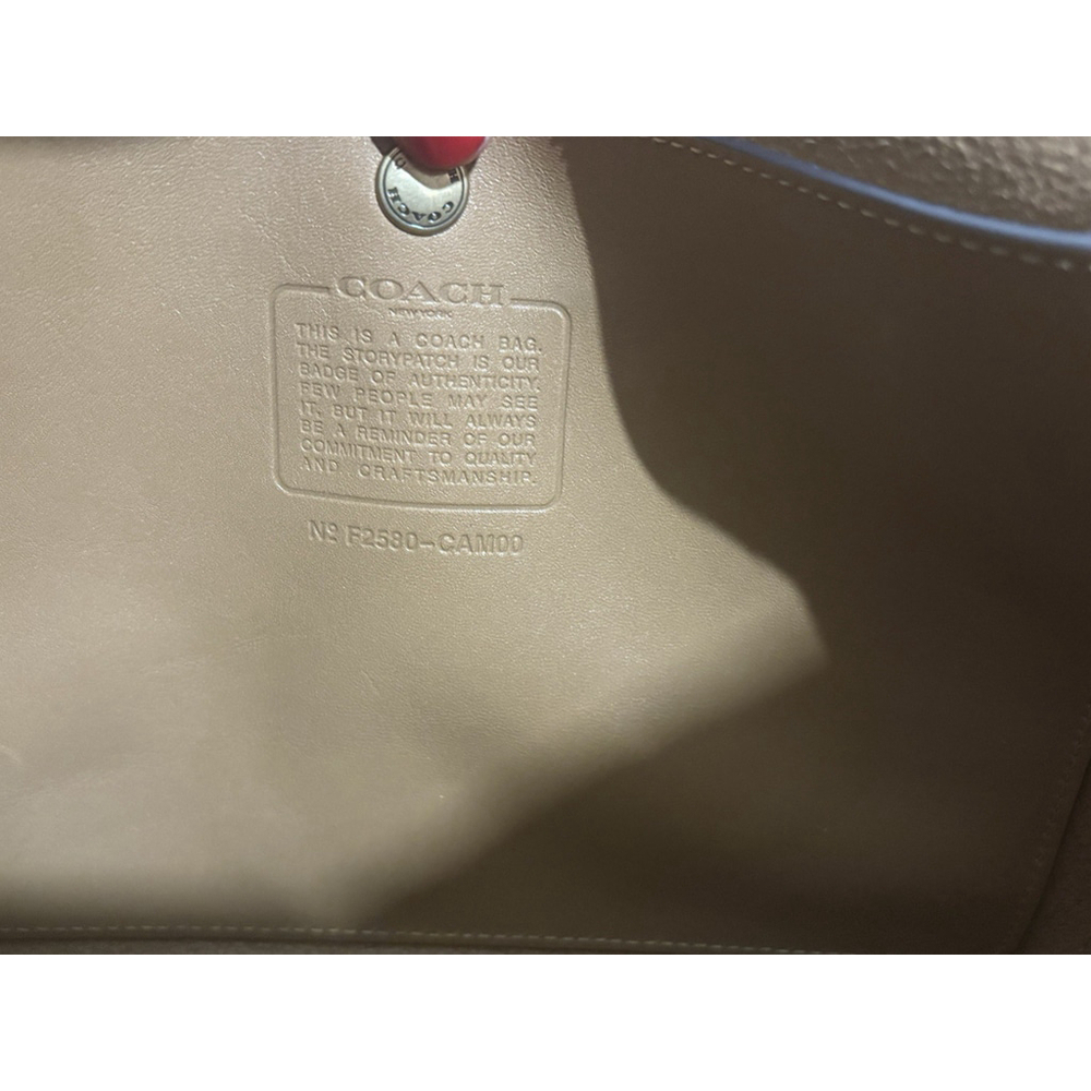 Coach Gramercy Tote Bag in Tan Honey Brown Smooth Natural Grain Leather - Picture 4 of 6